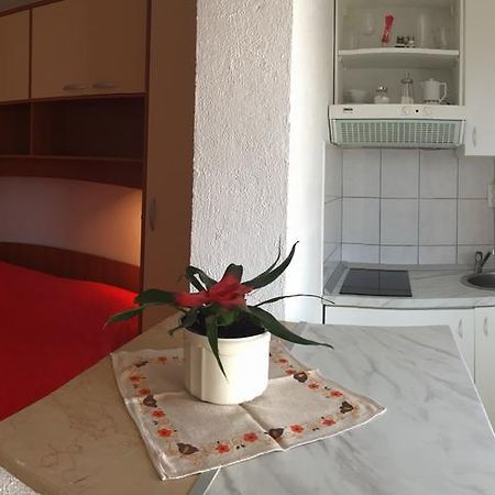 Apartments Bilic Nemira Omis Ngoại thất bức ảnh
